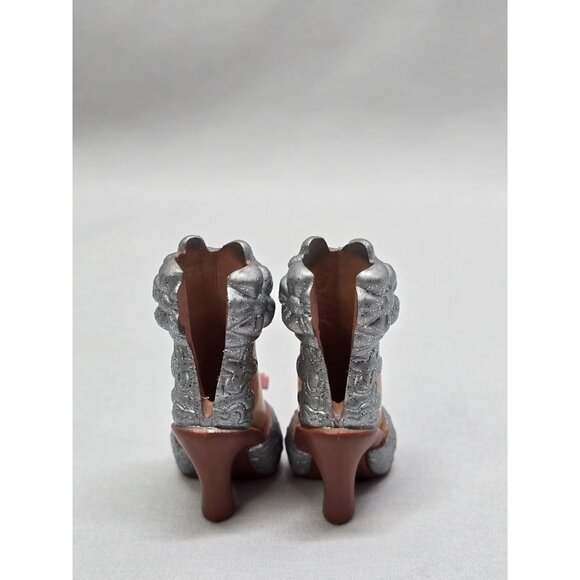 My Scene Kennedy Fab Faces Barbie Doll Silver Flower Shoes Heels Replacement - Picture 4 of 6